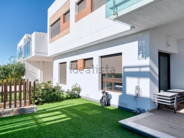 Piso en venta en Entrenaranjos, el Baix Segura / La Vega Baja