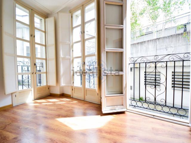 Piso en venta en Ourense, Casco Vello