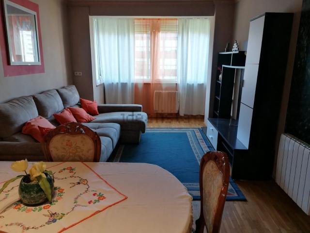 Piso en venta en Ourense, O Couto