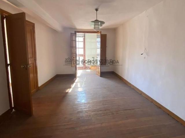 Piso en venta en Ourense, Casco Vello