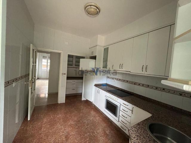 Piso en venta en Ourense, A Carballeira