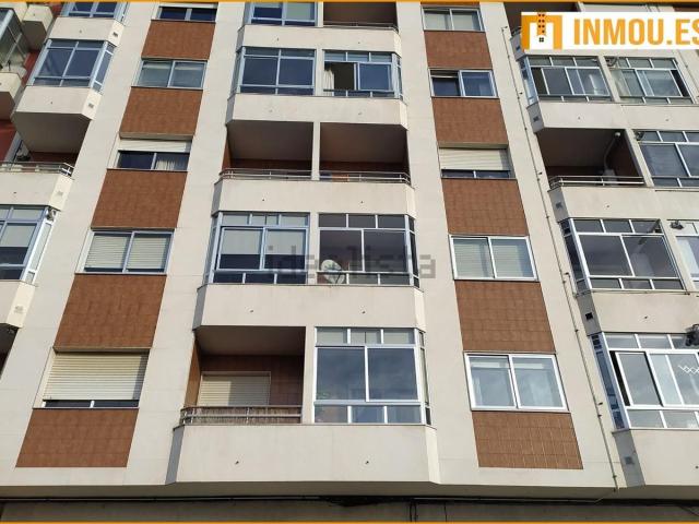 Piso en venta en Ourense, O Vinteún