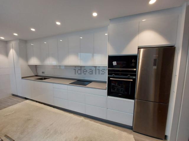 Piso en venta en Ourense, Casco Vello