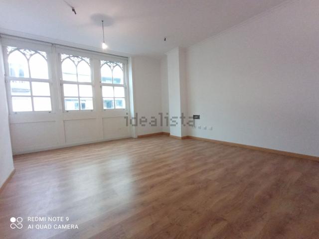 Piso en venta en Ourense, Casco Vello
