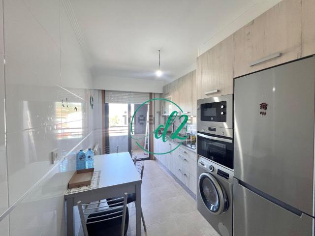 Piso en venta en Ourense, Casteadona