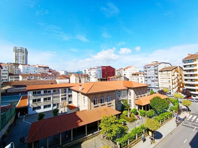 Piso en venta en Ourense, A Ponte