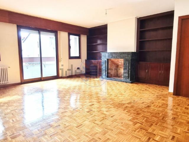 Piso en venta en Ourense, A Ponte