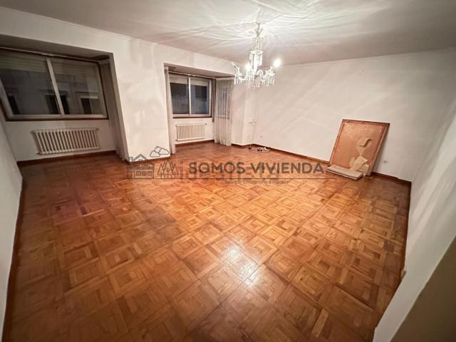 Piso en venta en Ourense, As Lagoas