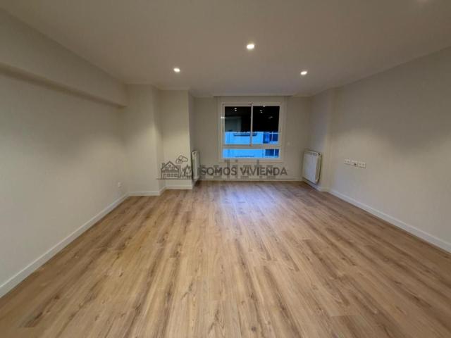 Piso en alquiler en Montealegre, Ourense