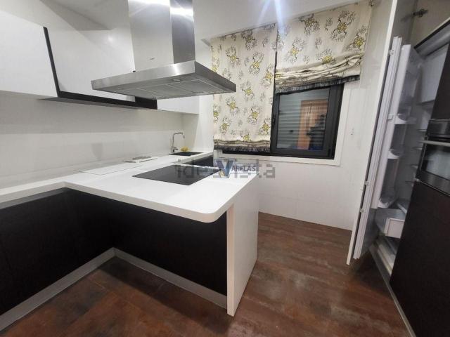 Piso en venta en Ourense, Casco Vello