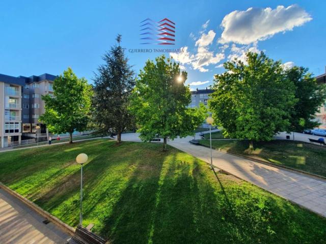 Piso en alquiler en Ourense, Gomesende