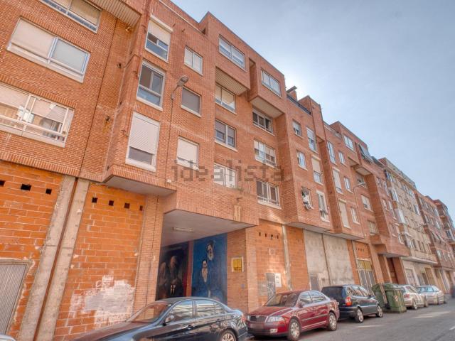 Piso en venta en Palencia, Santiago