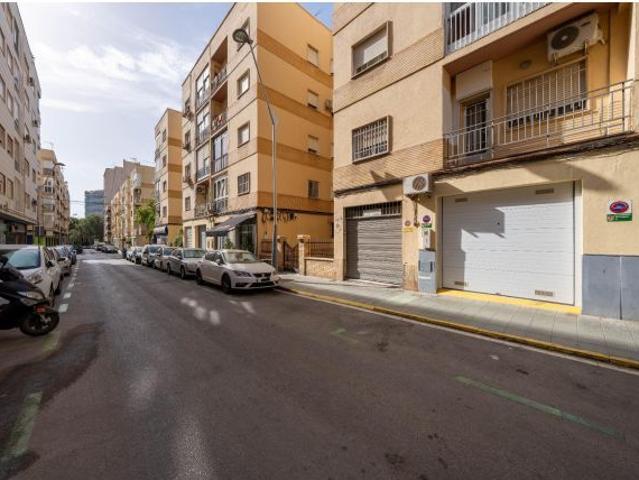 Piso en alquiler en Regiones Devastadas, Almería
