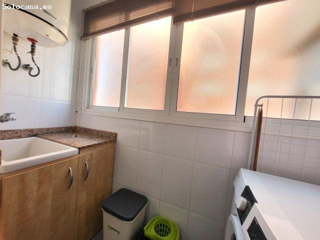 Piso en alquiler en 500 Viviendas, Almería