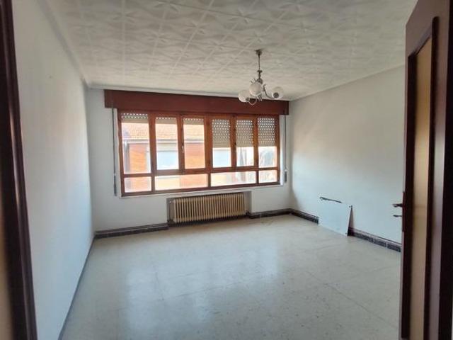 Piso en venta en La Bañeza, Castilla y León