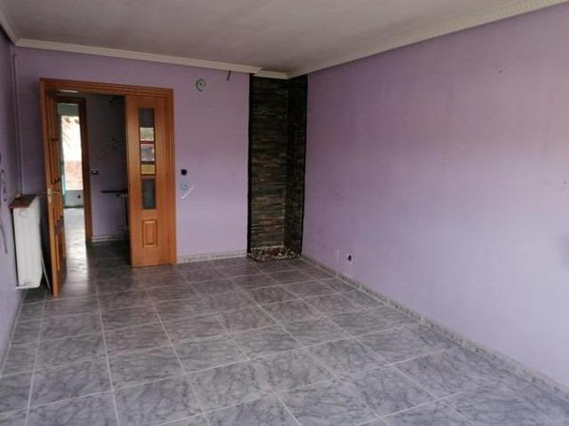 Piso en venta en La Robla, Castilla y León