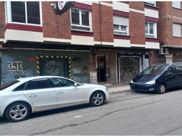 Piso en venta en Flores del Sil, Ponferrada