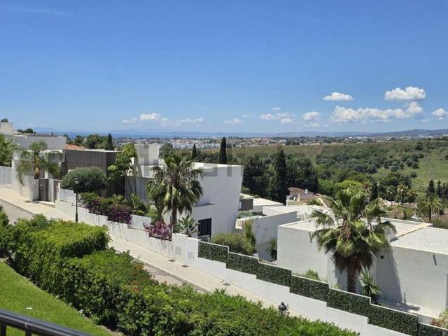 Dúplex en venta en Bel-Air, Estepona