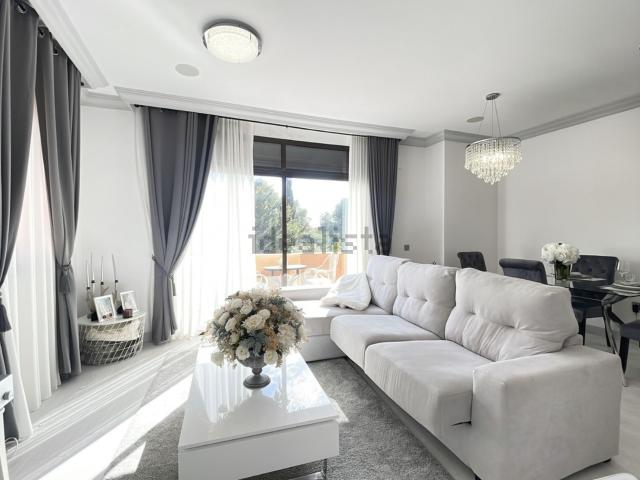 Dúplex en venta en Estepona, Bel-Air