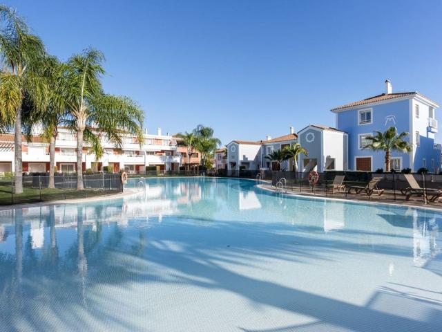 Piso en venta en El Pilar, Costa del Sol Occidental