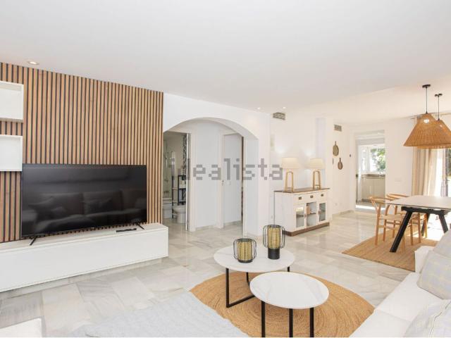 Dúplex en alquiler en Bel-Air, Costa del Sol Occidental