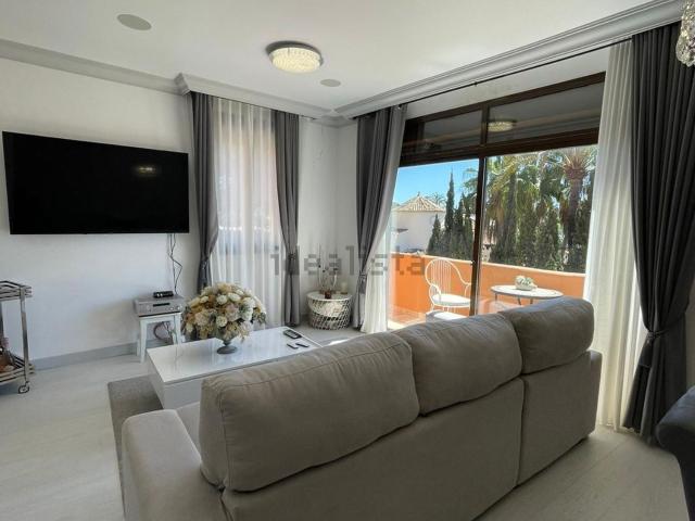 Ático en alquiler en Bel-Air, Estepona