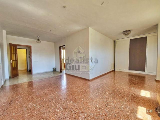 Piso en venta en La Madrila, Cáceres