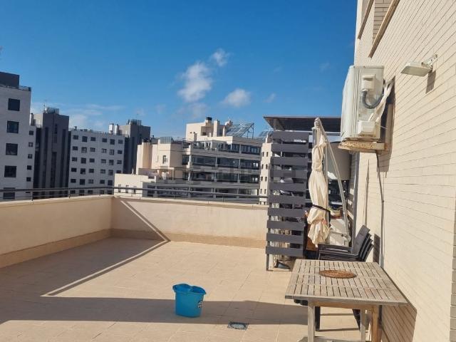 Ático en alquiler en Platja de Mutxavista, l'Alacantí