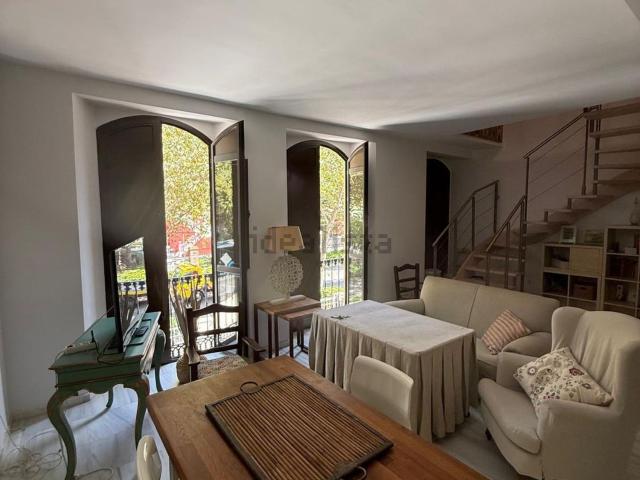 Dúplex en alquiler en Este, Málaga-Costa del Sol