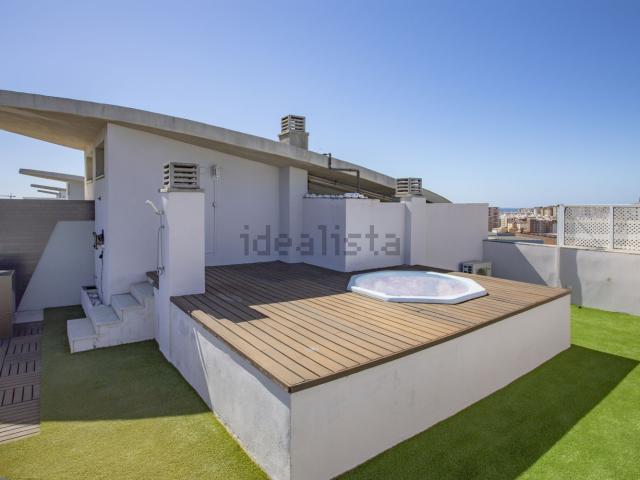 Ático en alquiler en Cruz de Humilladero, Málaga-Costa del Sol