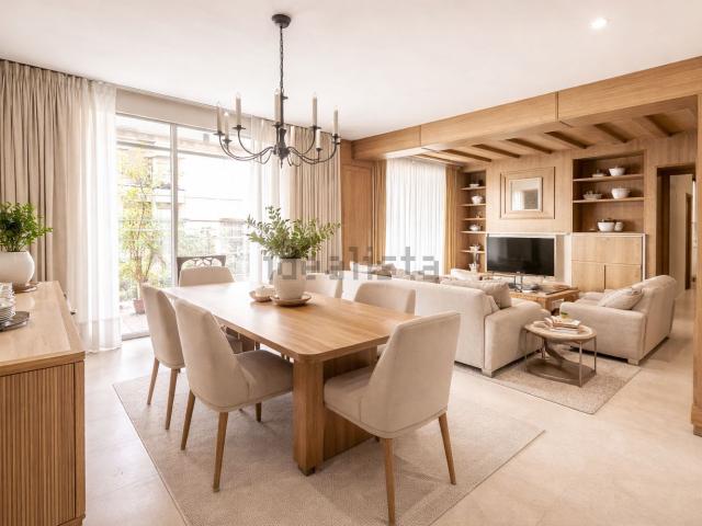 Piso en venta en Pere Garau, Palma