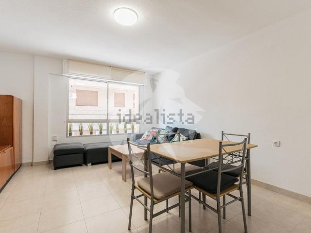 Piso en venta en les Vinyes, el Vinalopó Mitjà / El Vinalopó Medio