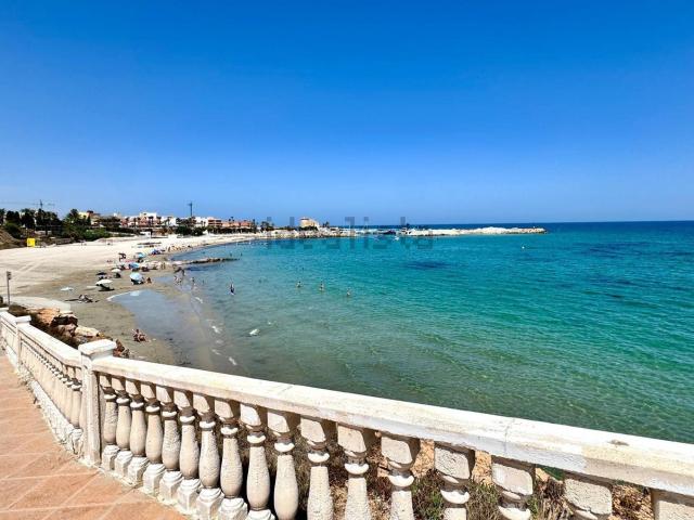 Piso en venta en Torre de la Horadada, el Baix Segura / La Vega Baja