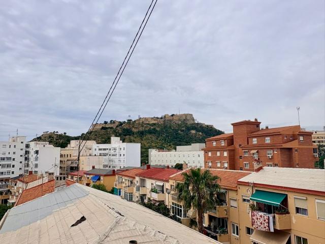 Piso en venta en el Pla del Bon Repòs, l'Alacantí