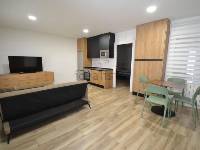 Piso en alquiler en Procasa - Los Alamitos, Plasencia