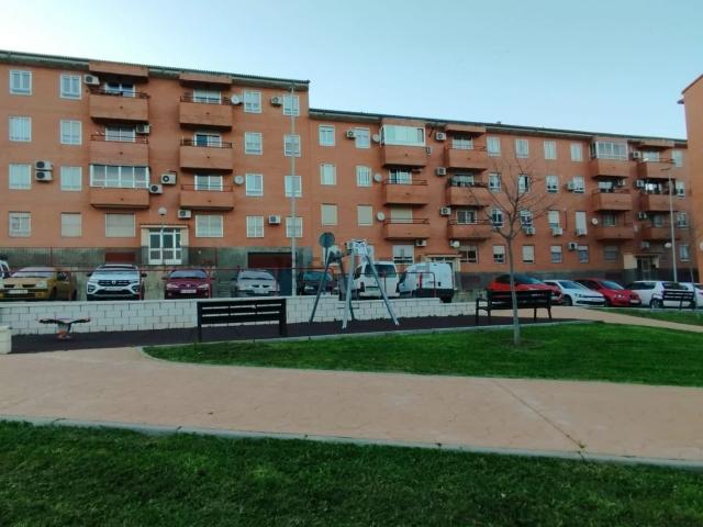 Piso en venta en Ibarruri - La Esperanza, Plasencia