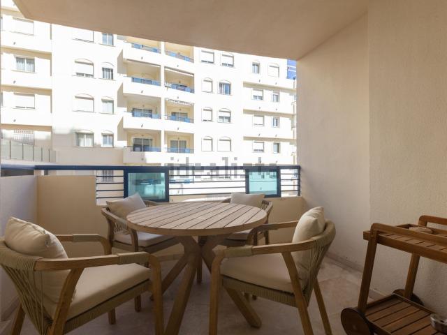 Piso en venta en Las Albarizas, Costa del Sol Occidental