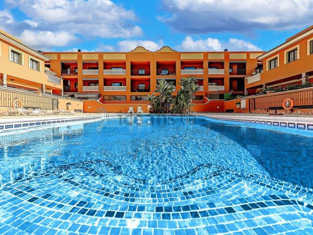 Piso en venta en Adeje, Torviscas Bajo