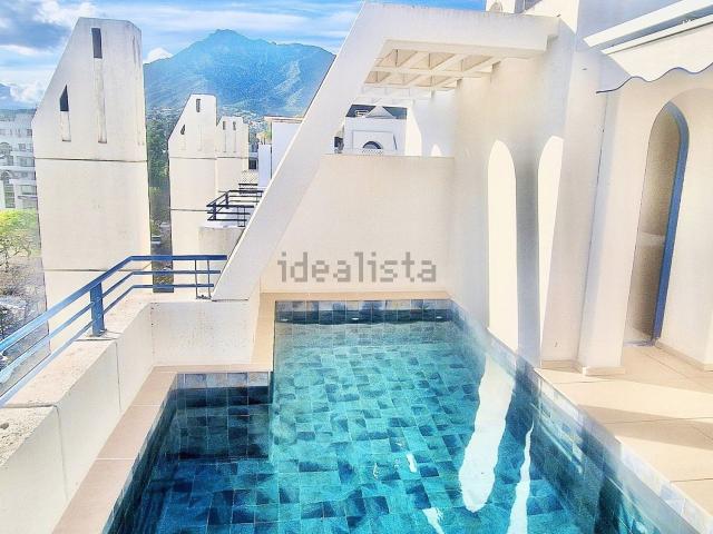 Dúplex en alquiler en La Carolina, Costa del Sol Occidental