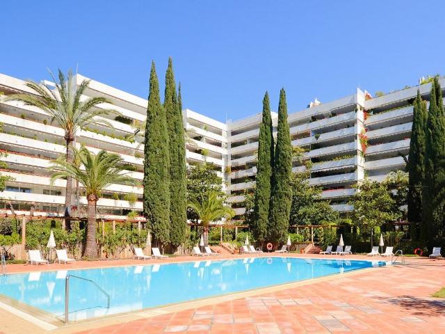 Piso en venta en La Carolina, Costa del Sol Occidental