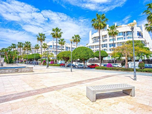 Dúplex en alquiler en Alhambra del Mar, Marbella