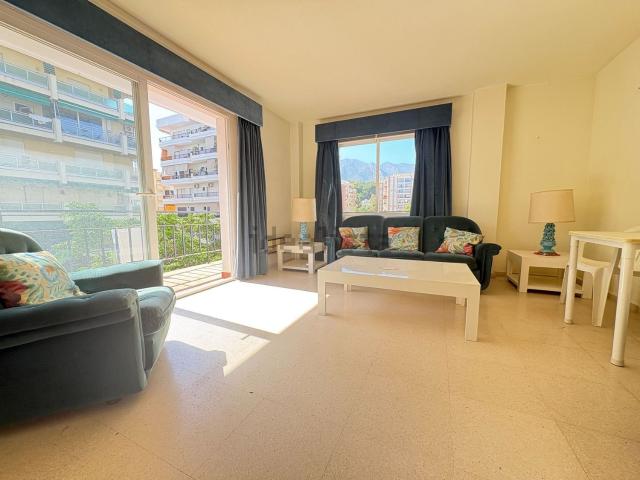 Piso en venta en La Carolina, Costa del Sol Occidental