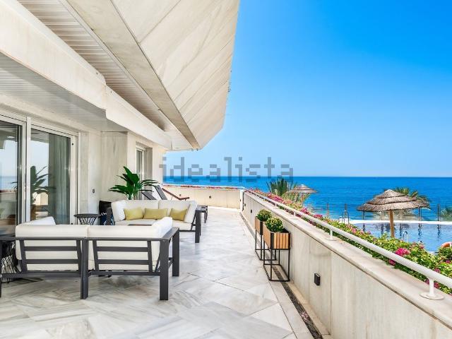 Piso en venta en La Carolina, Costa del Sol Occidental