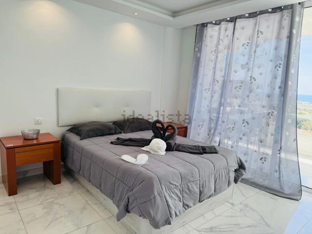 Piso en venta en San Eugenio Bajo, Adeje