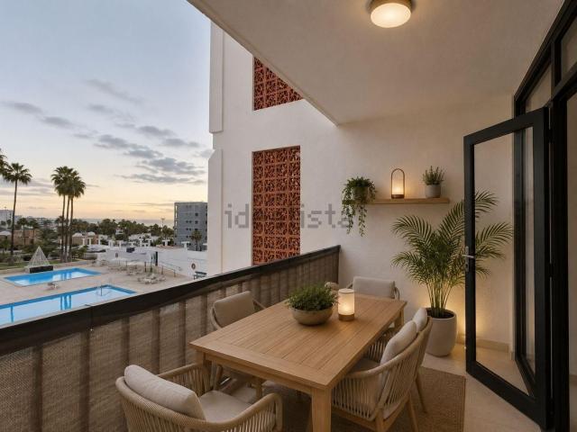 Piso en venta en San Eugenio Bajo, Adeje