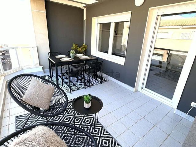 Ático en alquiler en El Palmeral, el Baix Segura / La Vega Baja