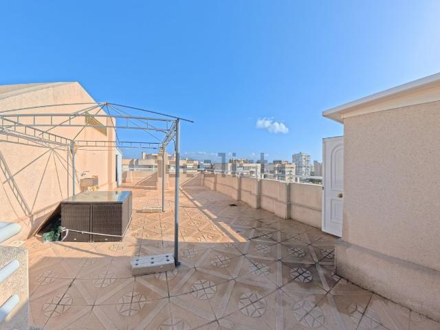 Ático en venta en la Platja de Sant Joan, l'Alacantí