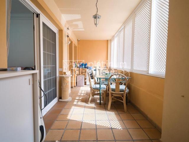 Piso en venta en Playas del Duque, Adeje