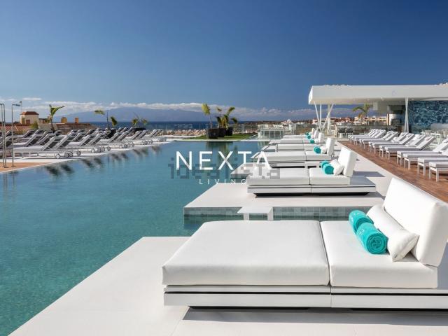 Piso en venta en Costa Adeje, Adeje
