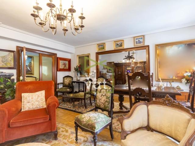 Piso en venta en Oviedo, Buenavista